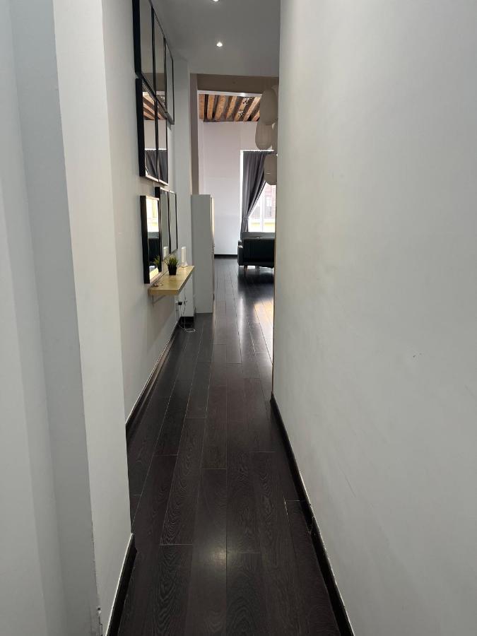 Apartament Carretas Duplex Exterior Izquierda Madryt Zewnętrze zdjęcie